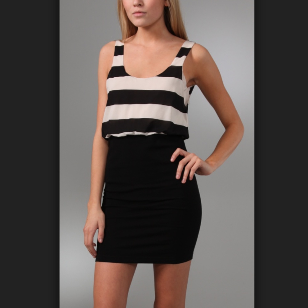 Alice + Olivia Nicky Blouson dress